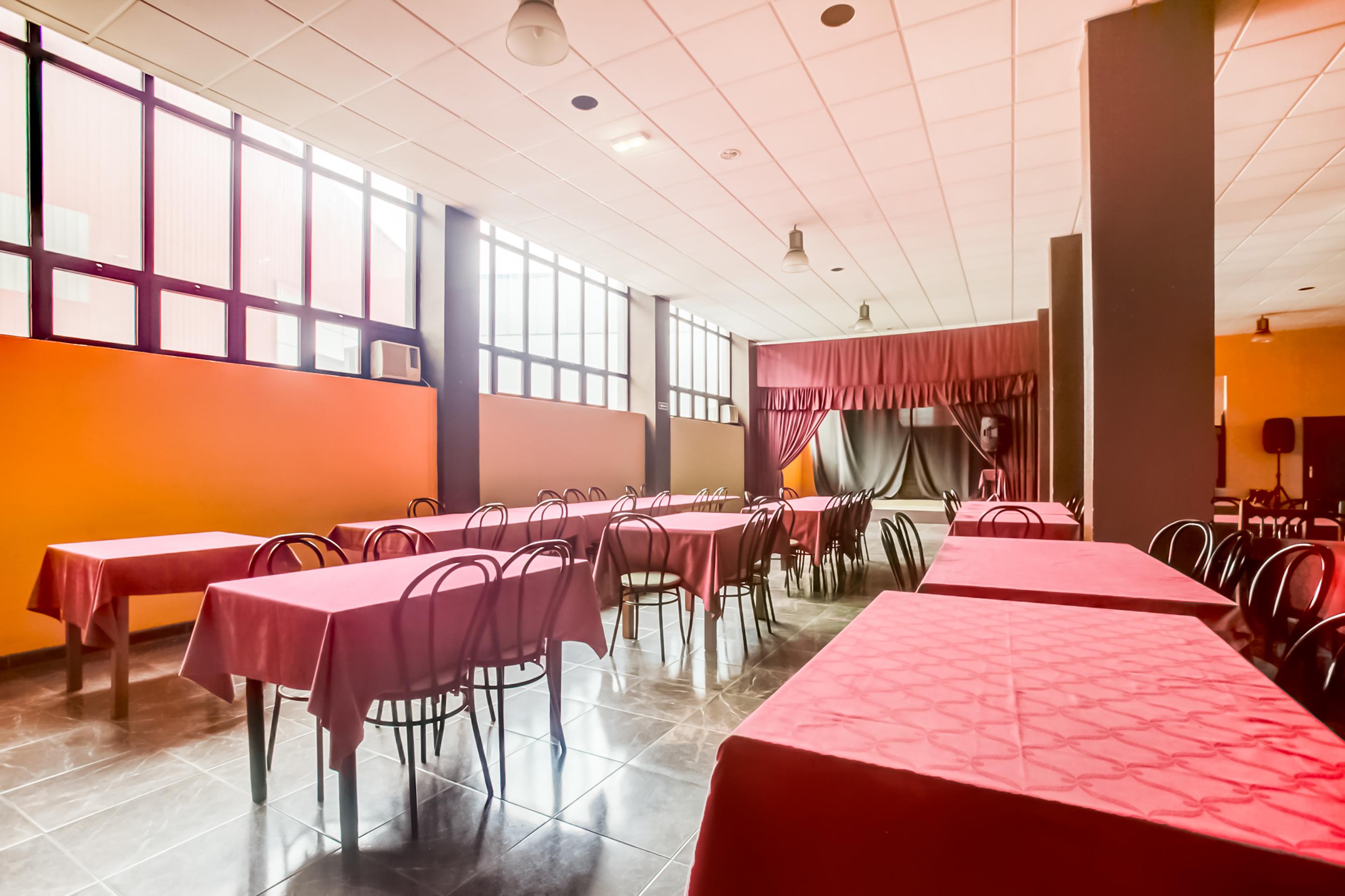 Oyo Hotel Parque Empresarial Aviles Bagian luar foto